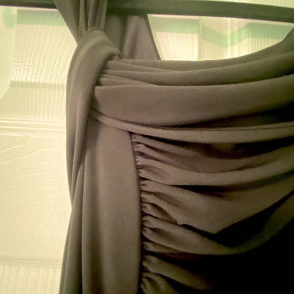 Woman’s long black evening dress - Picture 3 of 11